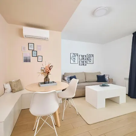 Apartments Martello Garden Porec Exterior photo