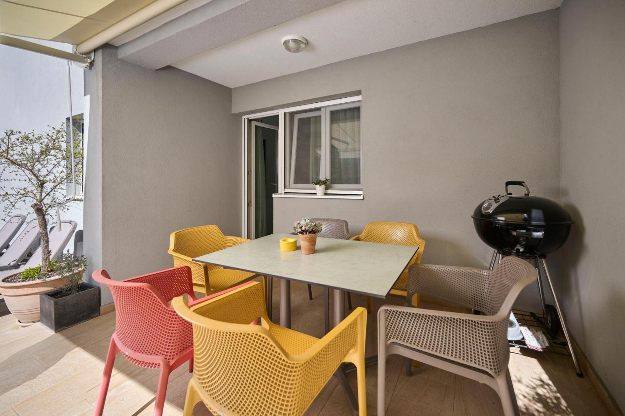 Martello Garden Apartment